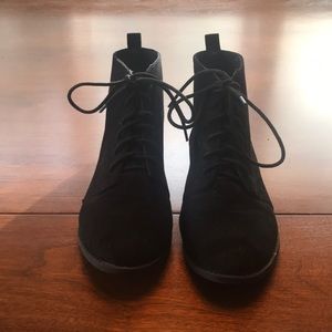 Vintage black boots